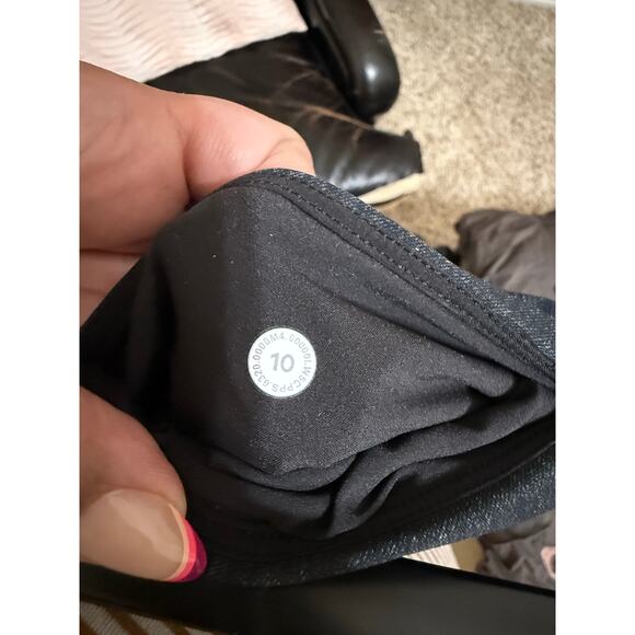 Lululemon‎ Here To There Pants Black Size 10 Slim Fit Tapered Travel Work Le - Picture 4 of 4